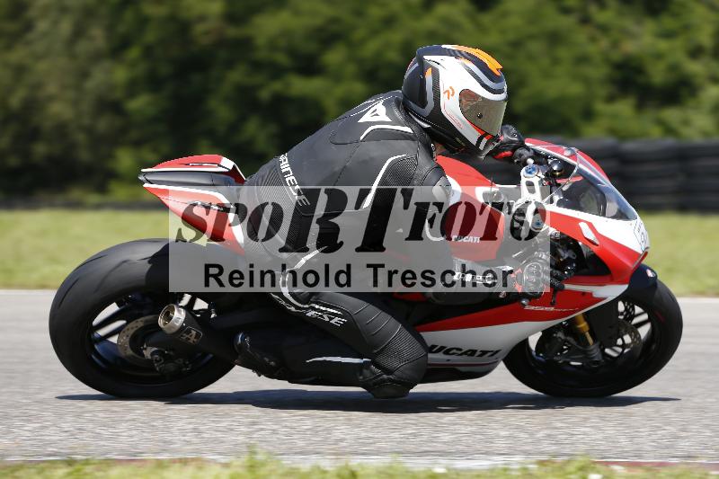 /Archiv-2024/29 12.06.2024 MOTO.CH Track Day ADR/Gruppe gelb/53